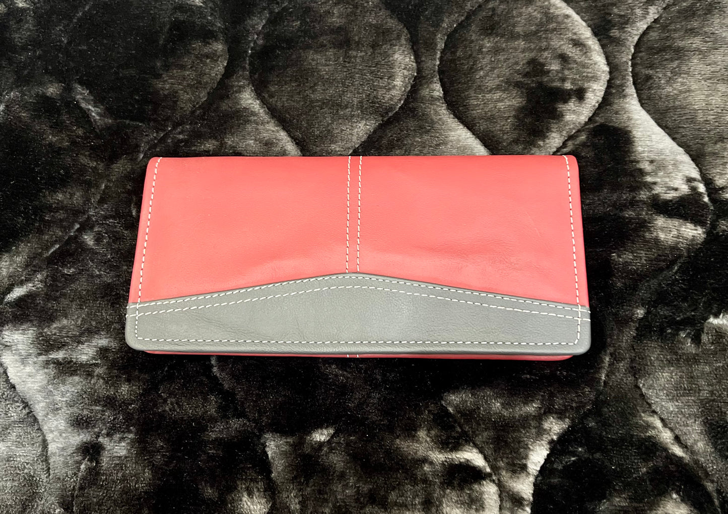 Soofi Crimson Leather Purse